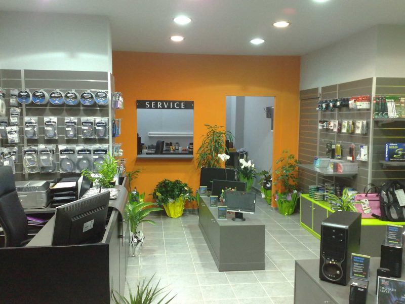 Δίκτυο καταστημάτων υπολογιστών Hassller & Miller