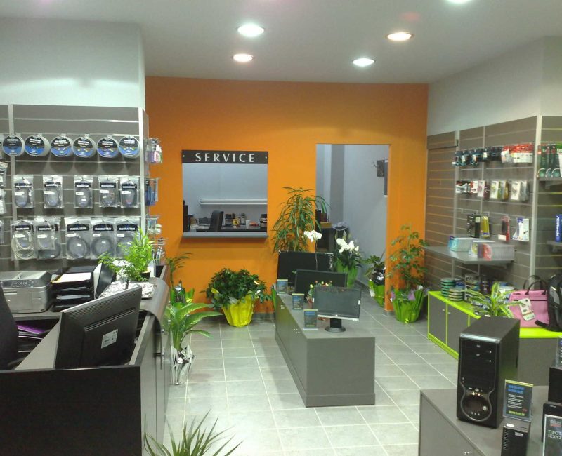 Δίκτυο καταστημάτων υπολογιστών Hassller & Miller