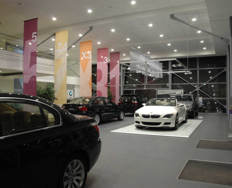 Καταστήματα & συνεργεία BMW